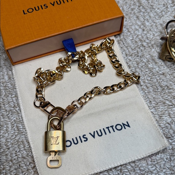 Louis Vuitton Accessories - Louis Vuitton Lock and Key #328 with necklace